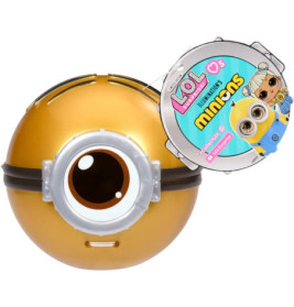 Goldene Spielzeugkugel mit Minion-Auge und LOL Surprise Minions-Kooperationsverpackung.