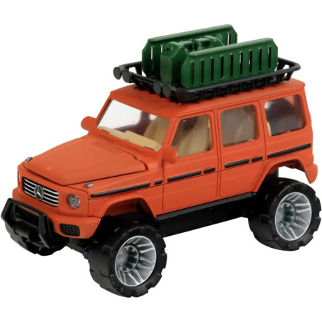 Spielzeug-SUV in Orange mit großen Reifen und grünen Benzinkanistern auf dem Dach, von vorne links gesehen.