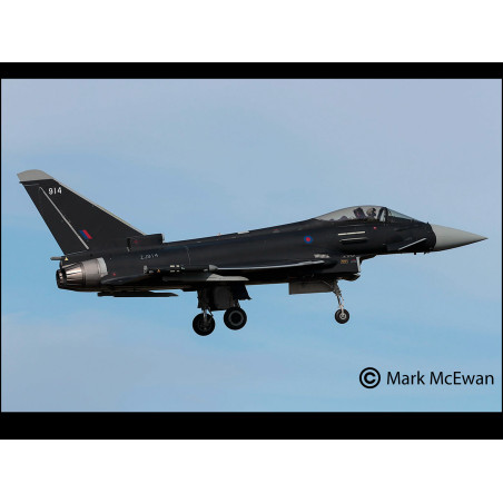 Model Set Eurofighter Typhoon - RAF, Revell Modellbausatz mit Basiszubehör