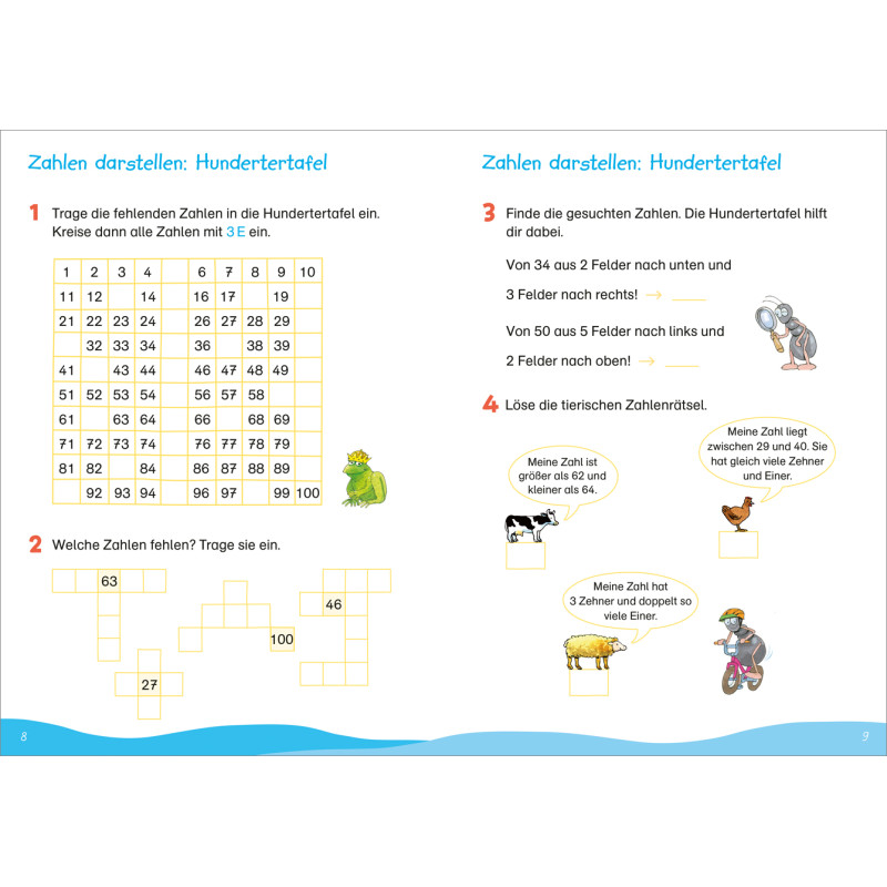 Geöffnete Matheheft-Seiten mit Zahlenrastern, Tierabbildungen und deutschen Anweisungen zu Zahlenübungen.