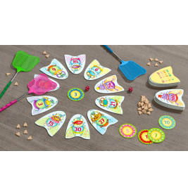 HABA 3x4 Klatsch ist ein rasantes Spiel mit Fliegenklatschen, Schmetterlingskarten, Würfeln und Holzfiguren.