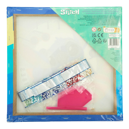Diamond Painting Set mit Zubehör im Plastikbeutel, Stitch-Motiv und Anleitung auf der Rückseite.