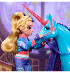 UCA Fashion Doll Isabel Refresh