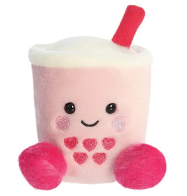 Rosa Bubble-Tea-Plüschfigur mit lächelndem Gesicht, rotem Strohhalm, Herz-Motiven und flauschigen roten Armen.