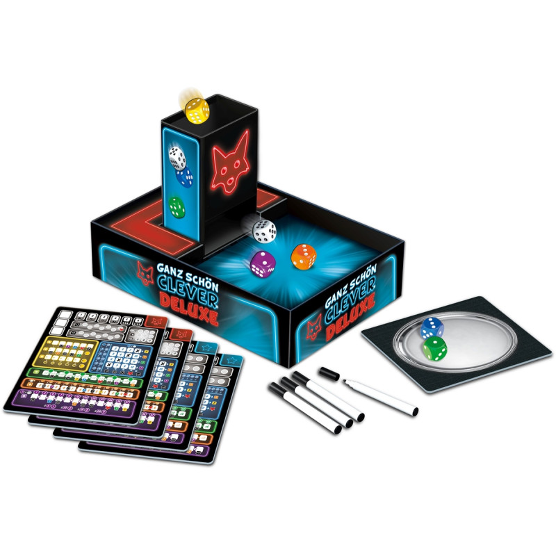 Brettspielset mit Würfeln, Wertungsbögen, Markern und Schachtel mit der Aufschrift Ganz Schön Clever Deluxe.
