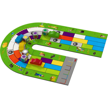 Buntes Brettspiel mit Spielzeugautos, Würfeln und einer Rennstrecke mit Tieren sowie farbigen Spielfeldern.