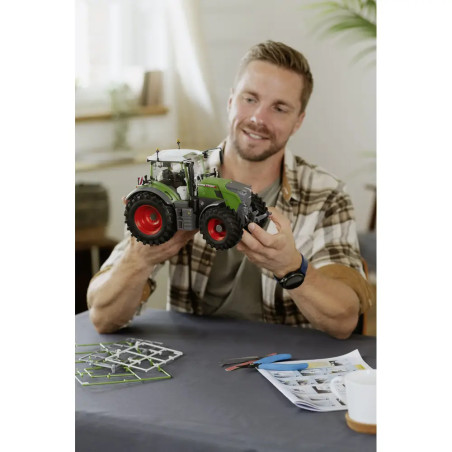 Fendt 728 Vario Tractor (Click System), Revell Bausatz zum Zusammenstecken mehrfarbig