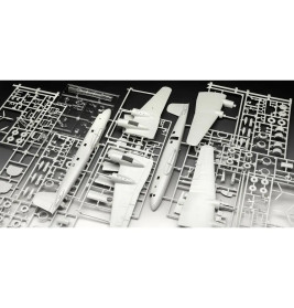 Focke-Wulf Fw 200 C-5/C-8 Condor, Revell Modellbausatz