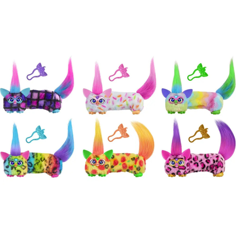 Sechs bunte, flauschige Stofftiere mit langen Schwänzen und spitzen Ohren, jeweils mit farblich passendem Kamm.