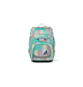 Pastellfarbener Schulrucksack mit kleinem Einhorn-Motiv auf der Fronttasche vor weißem Hintergrund.