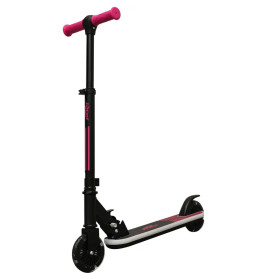 Schwarzer und pinker Tretroller mit zwei Rädern und Fußbremse vor weißem Hintergrund.