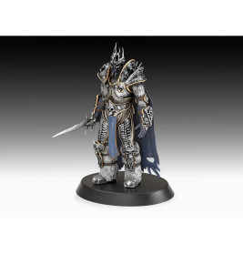 Geschenkset World of Warcraft The Lich King, Revell Modellbausatz mit Basiszubehör