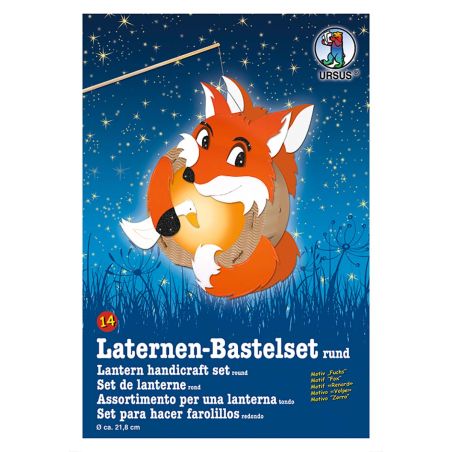 Ein Cartoonfuchs hält eine runde Laterne vor nächtlichem Sternenhimmel, darunter mehrsprachiger Laternenbausatz-Text.