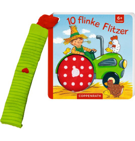 Farbenfrohes Babybuch 10 flinke Flitzer mit grünem Plüschraupen-Anhänger.