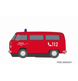 Illustration eines roten Oldtimer-Feuerwehrwagens mit der Nummer 112 und blauem Martinshorn auf dem Dach.