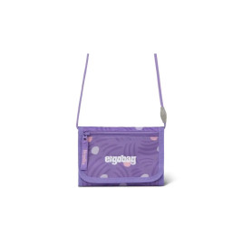 Lila Ergobag-Umhängetasche mit weißen Punkten und Frontreißverschluss vor weißem Hintergrund.