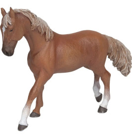 Braune Pferdefigur mit hellem Schweif und Mähne sowie weißen Abzeichen an den Beinen.