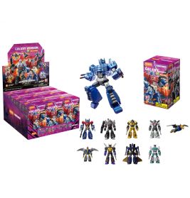 Transformers Galaxy Version Roboter-Spielzeuge und Verpackung, vorne mehrere kleine Roboter-Figuren ausgestellt.
