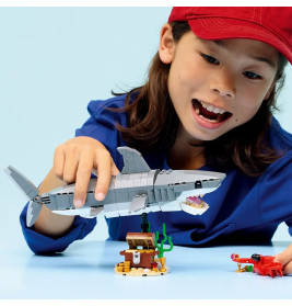 LEGO® Creator 31381 Wilder Hai mit Schatztruhe