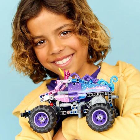 LEGO® Technic 42220 Monster Jam™ Sparkle Smash™ mit Rückziehmotor