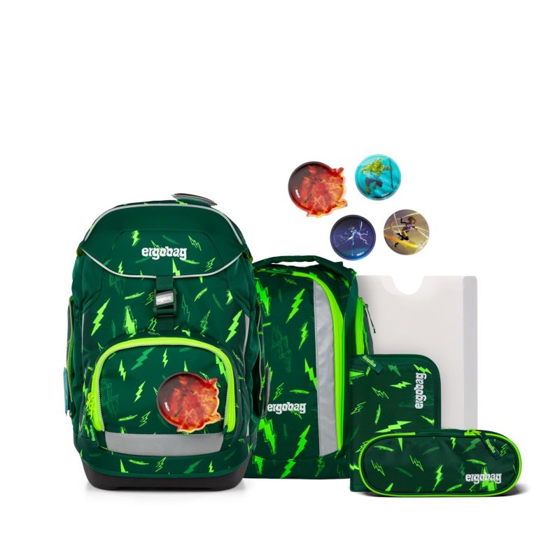 Grünes Rucksack-Set mit Blitzmotiv, passendem Mäppchen, Ordner und vier runden Deko-Patches.