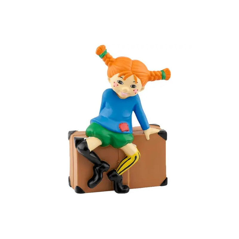Cartoon-Mädchen mit orangefarbenen Zöpfen sitzt auf einem braunen Koffer und trägt blaues Oberteil und schwarze Stiefel.