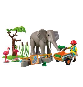 Elefant mit Tierpfleger