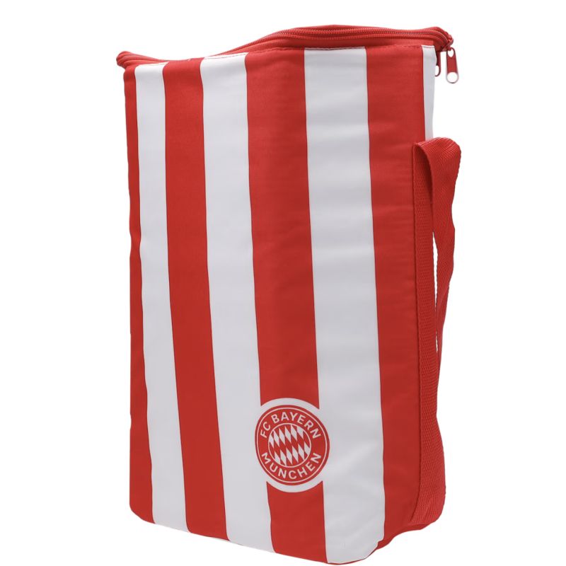 Rot-weiß gestreifte FC Bayern München Tasche mit Reißverschluss und seitlichem Griff.