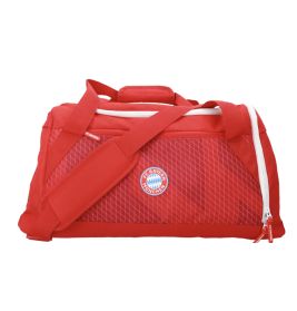Rote Sporttasche mit FC Bayern München Logo, weißen Reißverschlüssen und verstellbarem Schultergurt.