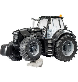 bruder 03162 DEUTZ-FAHR 8280 TTV Warrior