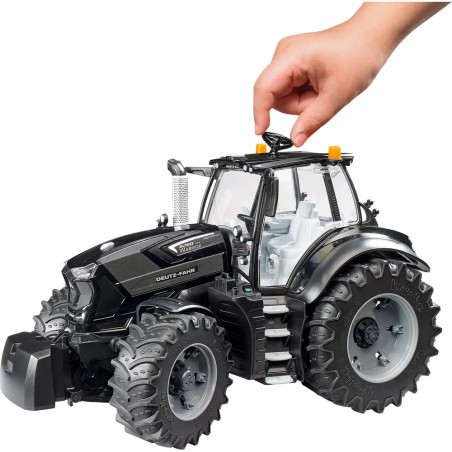 bruder 03162 DEUTZ-FAHR 8280 TTV Warrior