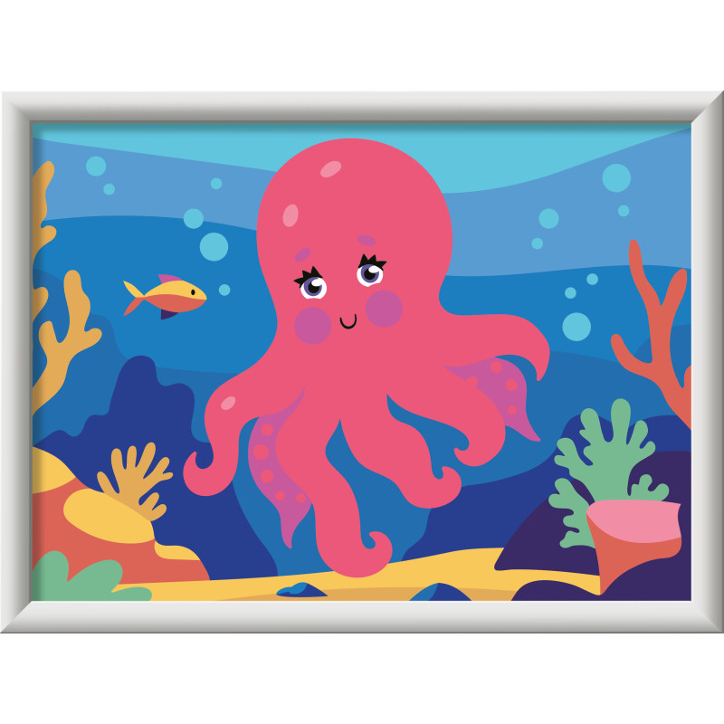 Rosa Cartoon-Oktopus lächelt unter Wasser, umgeben von bunten Korallen, Wasserpflanzen und einem kleinen Fisch.