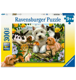 Ravensburger Puzzlebox, 300 Teile, mit Motiv: Welpen, Kätzchen und Kaninchen in bunter Outdoor-Szenerie.