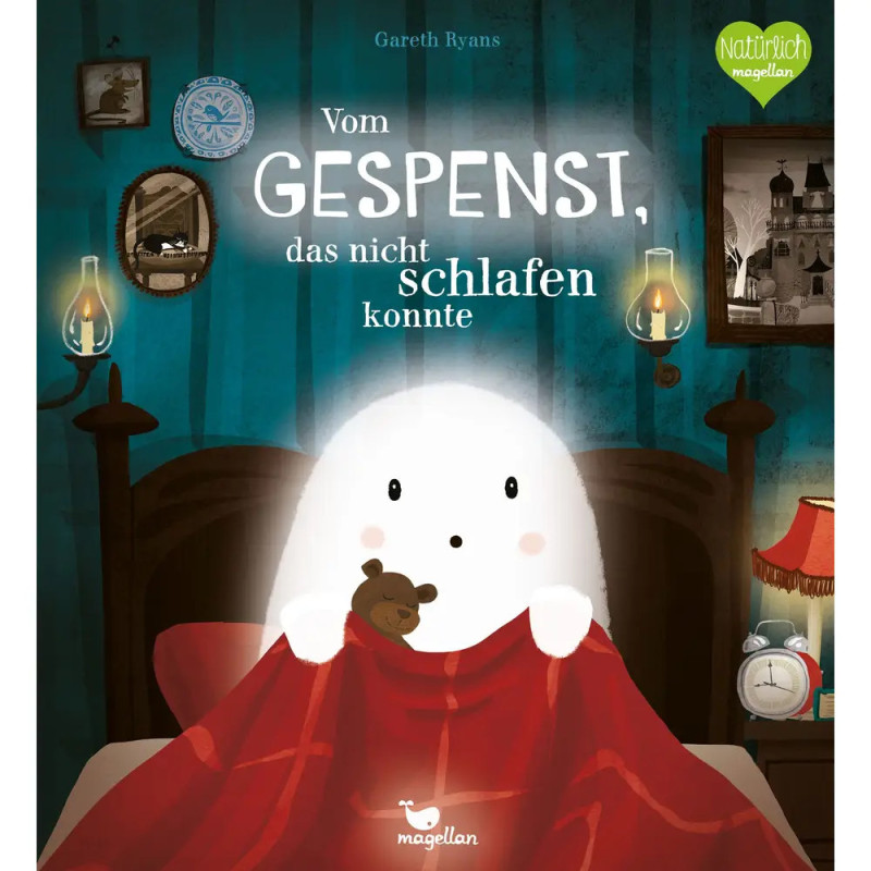 Ein niedlicher Geist mit Teddybär sitzt besorgt im Bett auf dem Cover eines deutschen Kinderbuchs.