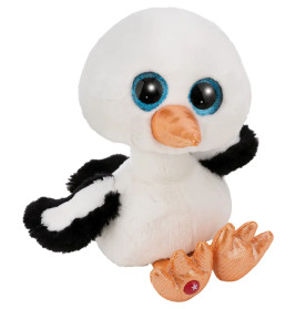 Plüschvogel mit großen blauen Augen, orangefarbenem Schnabel und Füßen sowie schwarz-weißen Flügeln sitzt aufrecht.