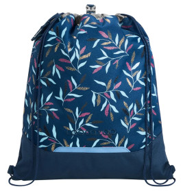 Blauer Turnbeutel mit buntem Blättermuster und navyblauen Ecken, vor weißem Hintergrund abgebildet.