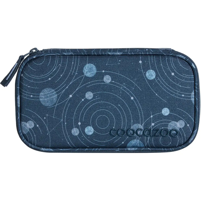 Rechteckiges Federmäppchen mit dunkelblauem Weltraum-Muster und Reißverschluss links.