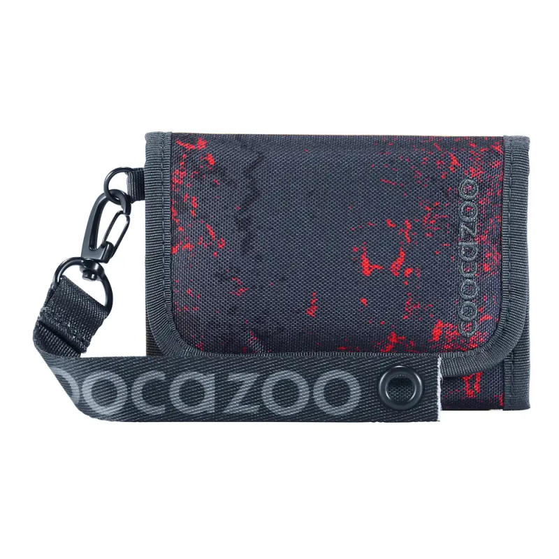 Schwarzes und rotes Stoff-Portemonnaie mit Druckknopf, abnehmbarem Riemen und COOCAZOO-Logo.
