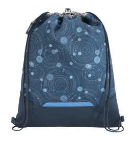 Dunkelblauer Turnbeutel mit hellblauen, an Planeten oder Umlaufbahnen erinnernden Kreismustern.