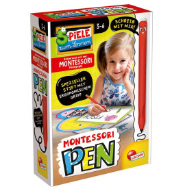 Lächelndes Mädchen arbeitet mit rotem Stift und Montessori-Lernset für Kinder von 3 bis 6 Jahren.