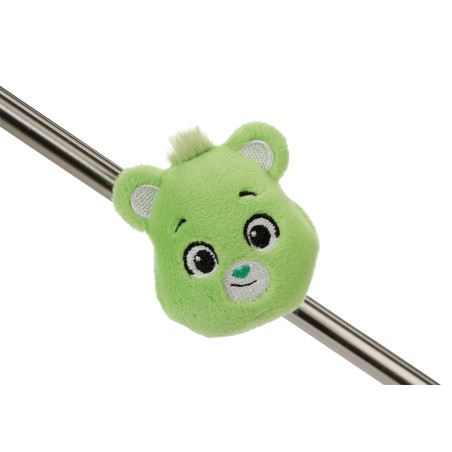 Grüner Bären-Plüschstiftaufsatz mit lächelndem Gesicht auf einem Metallstift vor weißem Hintergrund.