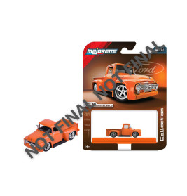 Oranger Spielzeug-Pickup mit passender Verpackung, quer darüber steht "NICHT FINAL".