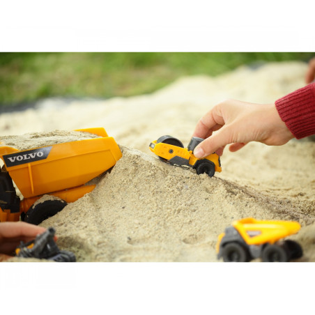 Dickie Toys Volvo Micro Builders Construction Set – 3 Baufahrzeuge, Freilauf, ca. 9cm