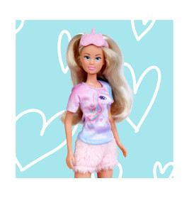 Simba Steffi Love Pyjama – 2 zauberhafte Sets für gemütliche Puppenabende sortiert