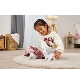 PetZoo Kitty Plüschkatze grau-weiß – Simba Dickie Group Kuscheltier für Babys