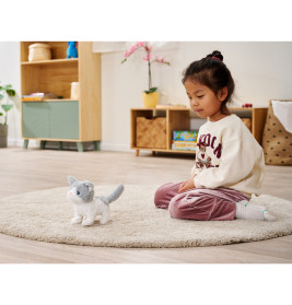 PetZoo Kitty Plüschkatze grau-weiß – Simba Dickie Group Kuscheltier für Babys