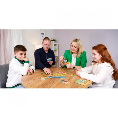 Zoch 'Das wurmt!' Kartenspiel – Spannendes Wurm-Wachstum: Strategie & Spielspaß für 2-5 Spieler! (4015682052014)