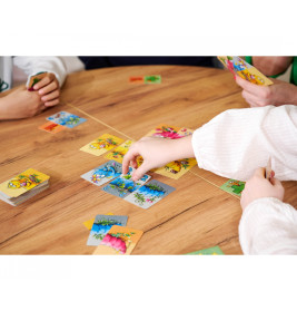 Zoch 'Das wurmt!' Kartenspiel – Spannendes Wurm-Wachstum: Strategie & Spielspaß für 2-5 Spieler! (4015682052014)