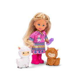 Blonde Puppe im rosa Kleid und Stiefeln steht mit zwei Lama-Figuren und einer lila Flasche vor weißem Hintergrund.