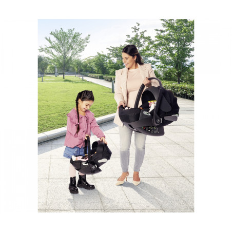 Corolle Cybex Puppen Trageschale & Wiege 2-in-1 für 36-42 cm Puppen, Schwarz